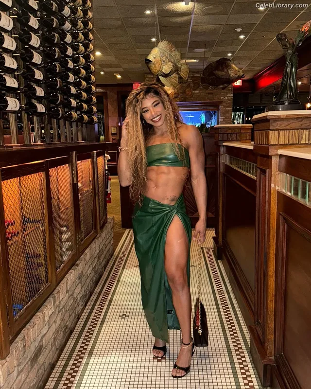 Bianca Belair photo 8 of 1037