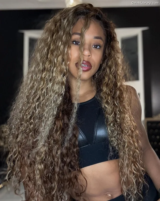 Bianca Belair photo 11 of 1037