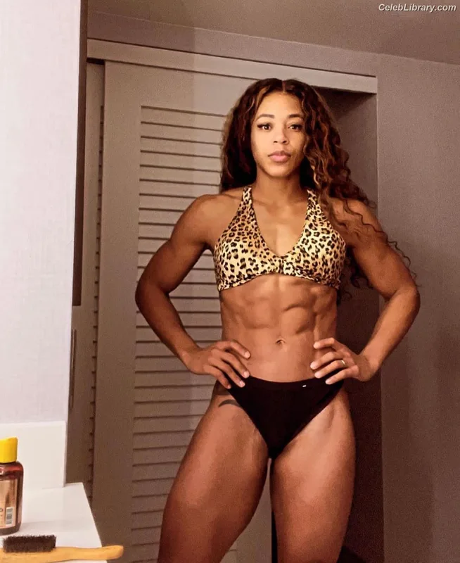 Bianca Belair photo 10 of 1037
