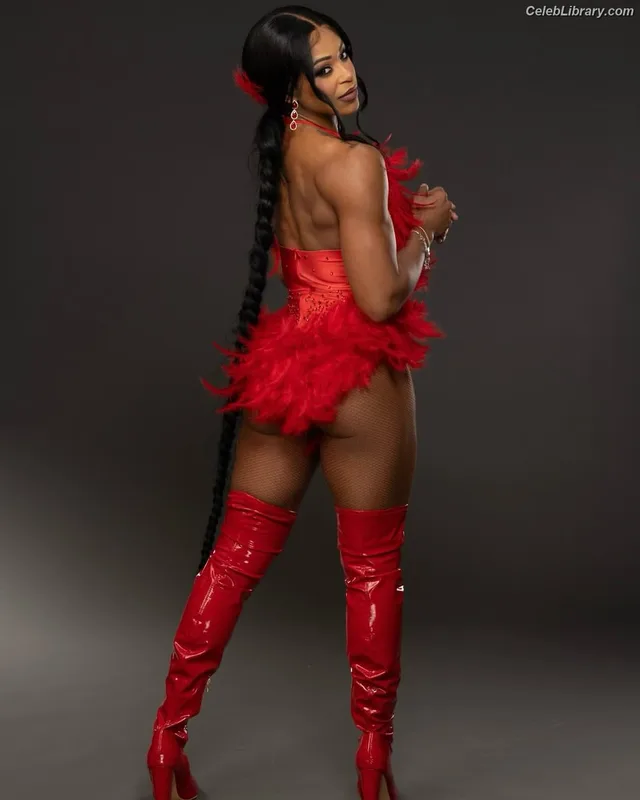 Bianca Belair photo 9 of 1037