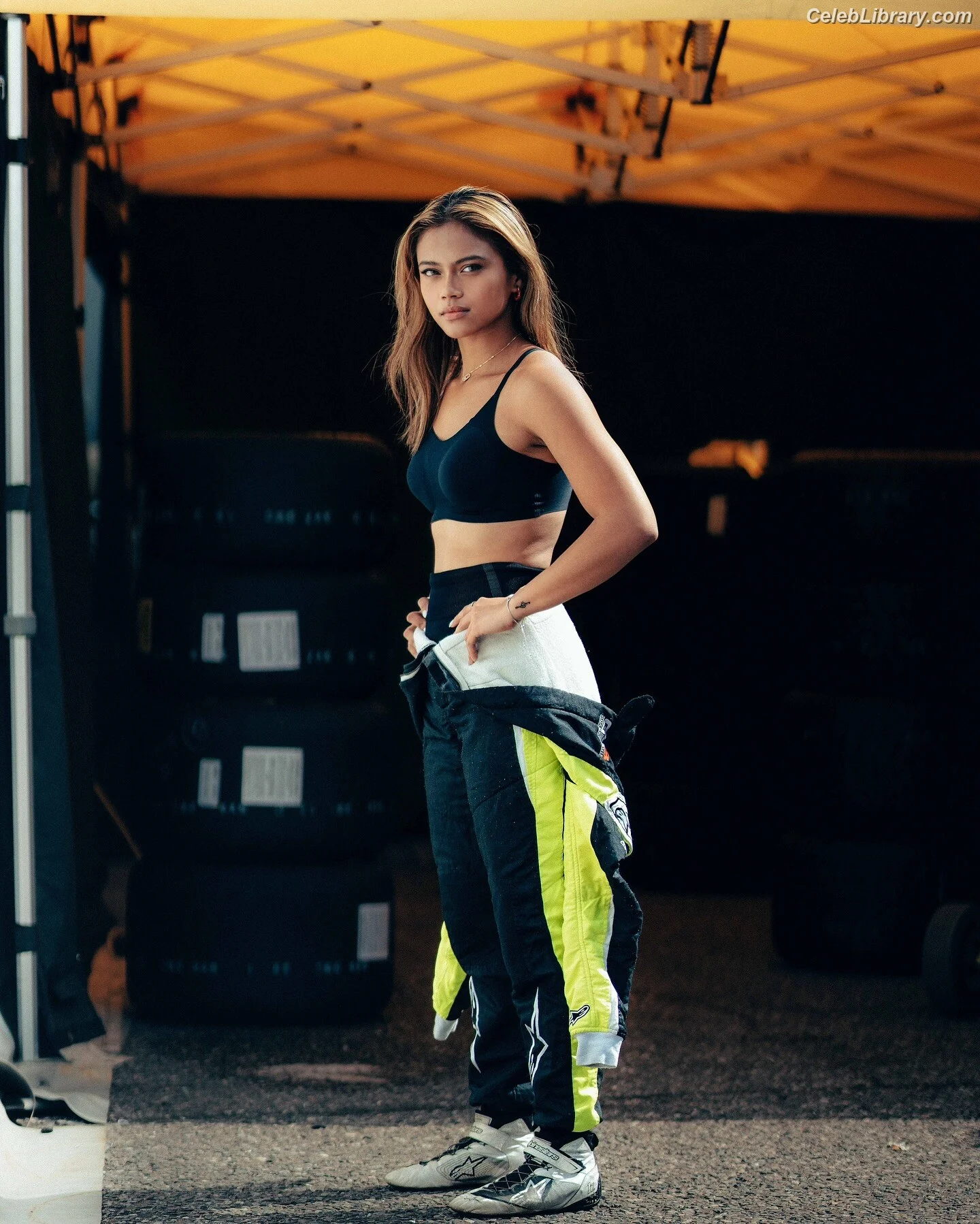 Bianca Bustamante photo 1 of 498