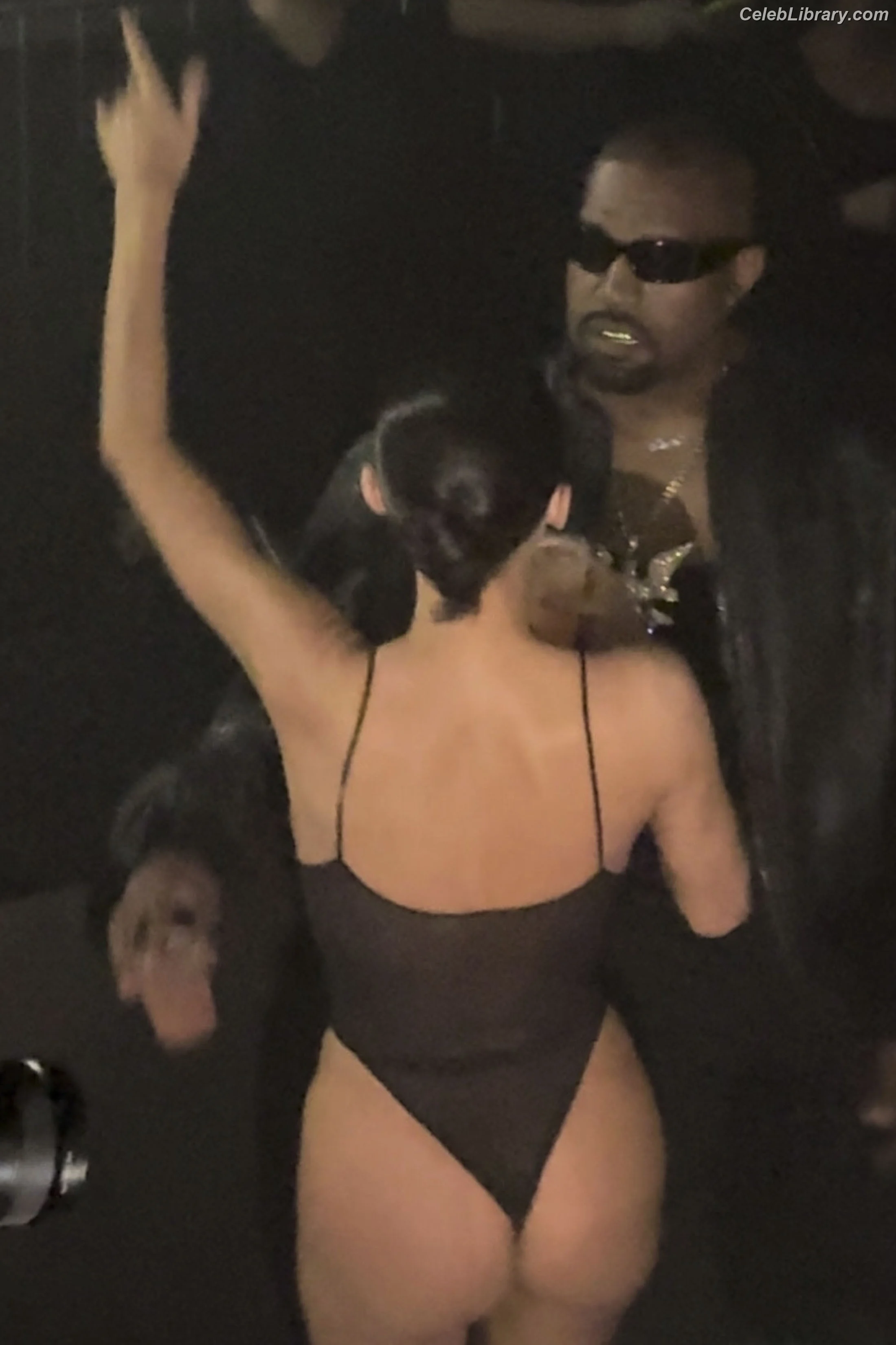 Bianca Censori photo 5 of 1409