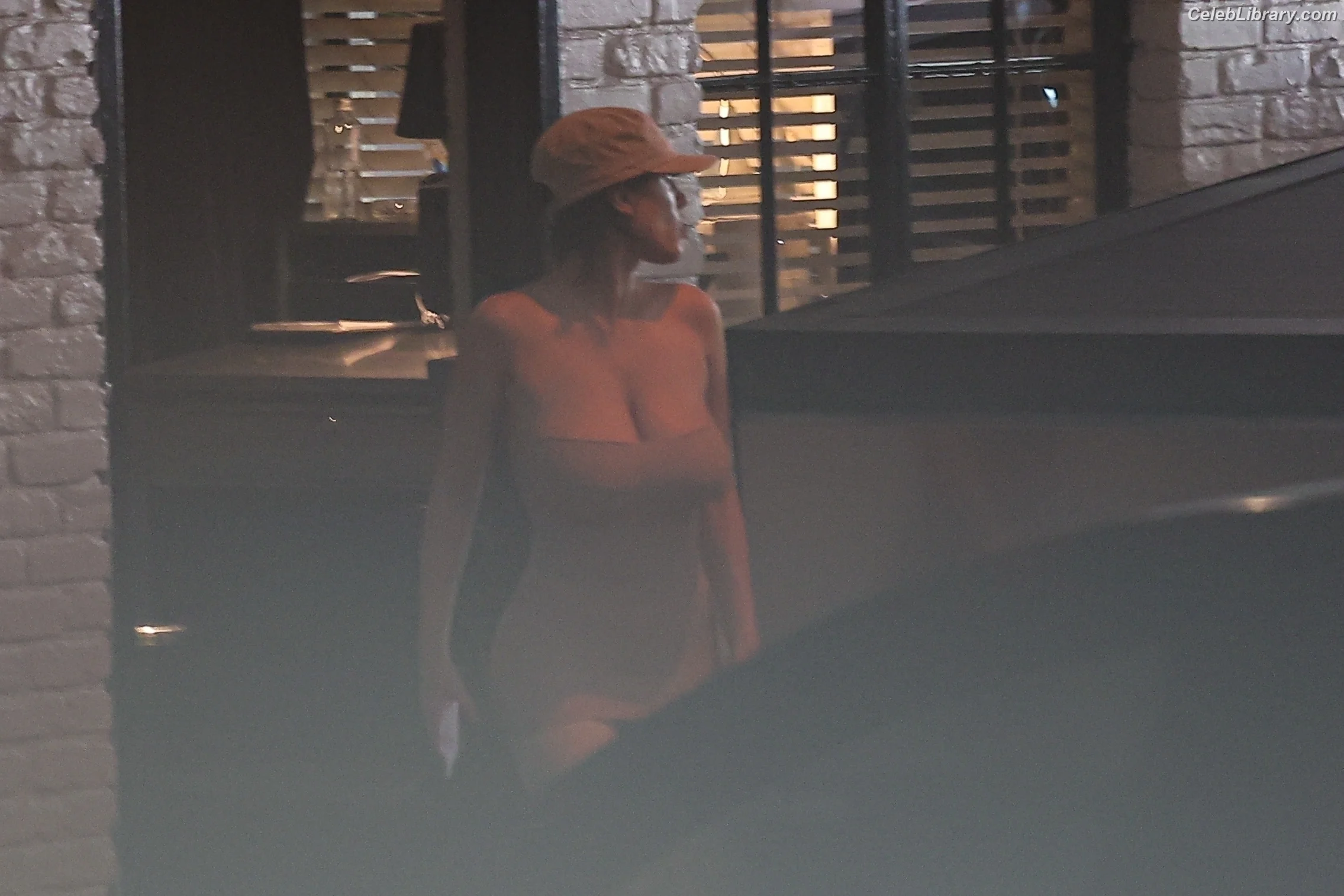 Bianca Censori photo 11 of 1409