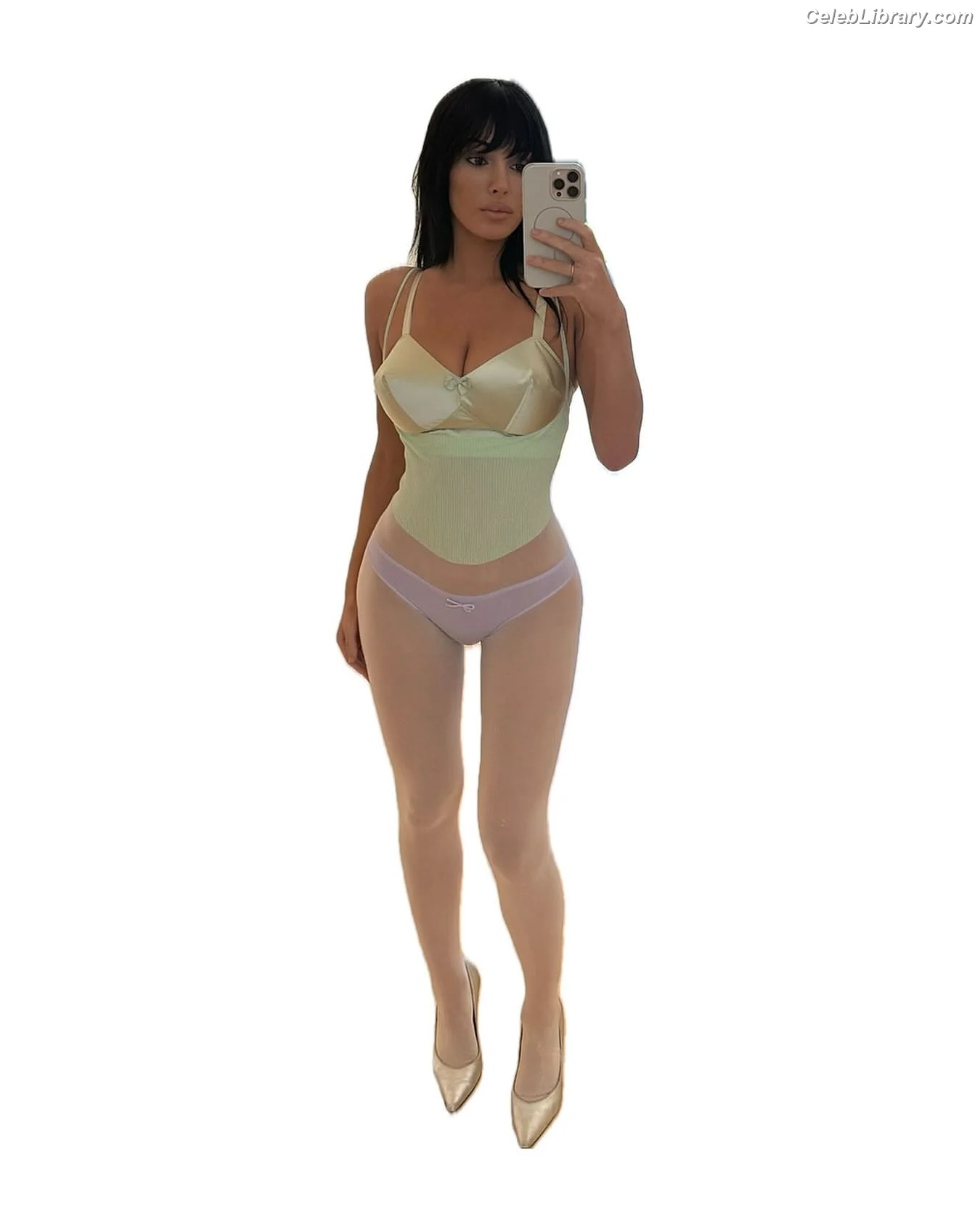 Bianca Censori photo 6 of 1409