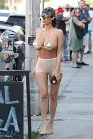 Bianca Censori photo 13 of 1410