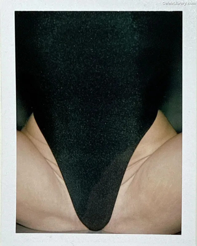 Bianca Censori photo 23 of 1410