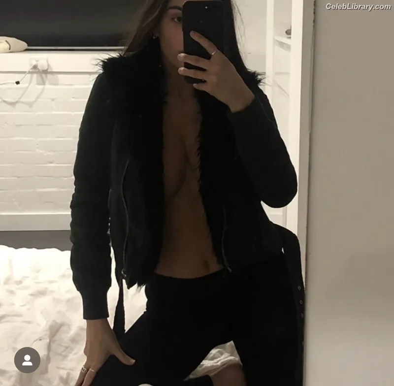 Bianca Censori photo 21 of 1410