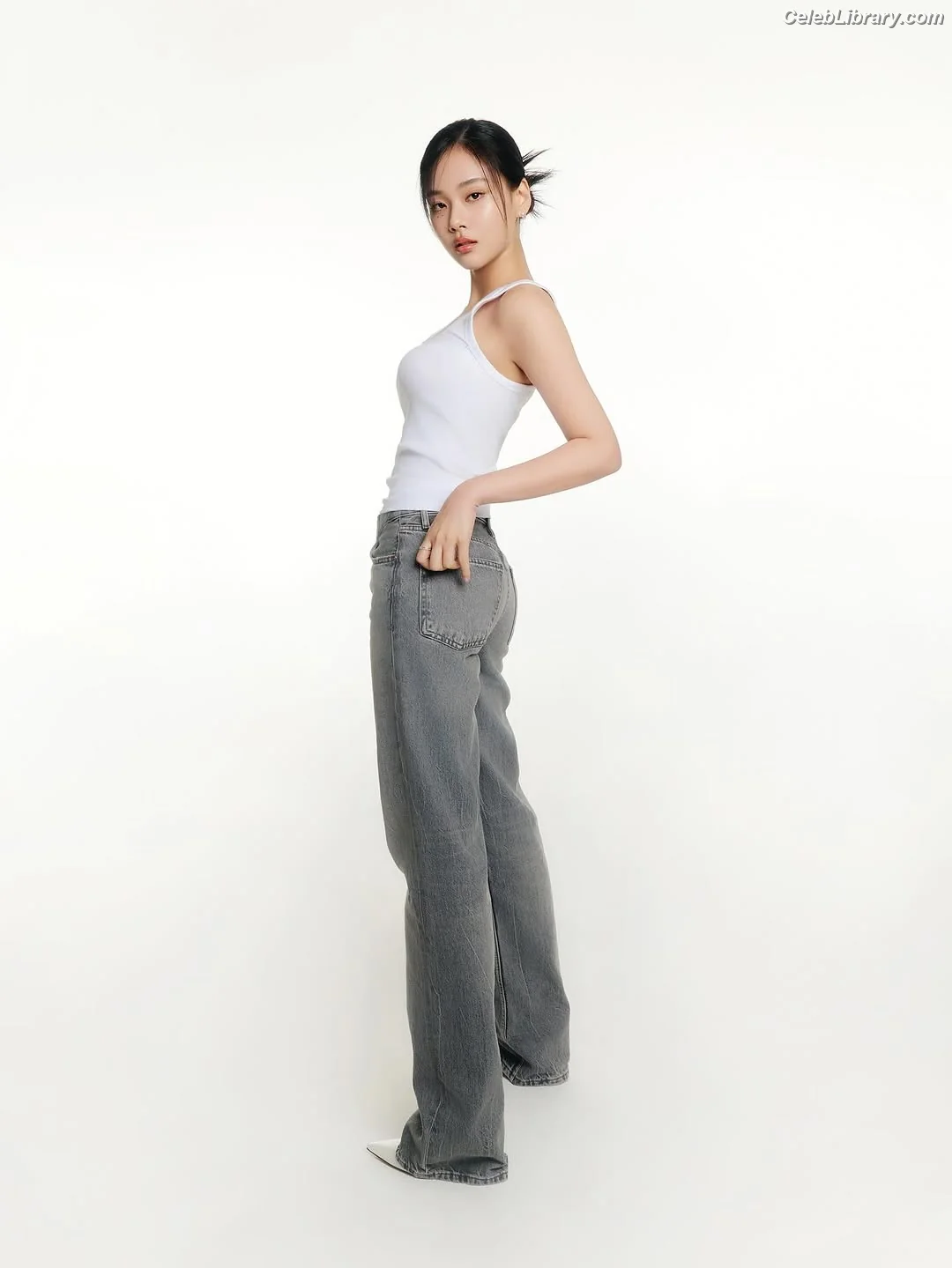 BIBI (Kim Hyung-Seo) photo 7 of 85