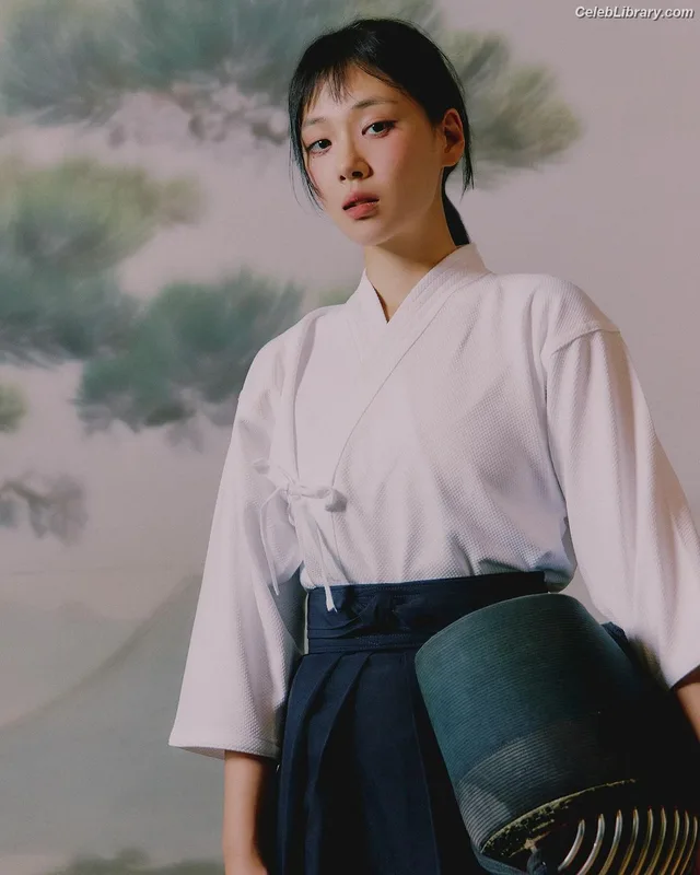 BIBI (Kim Hyung-Seo) photo 7 of 86