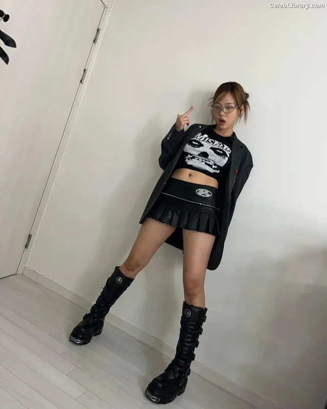 BIBI (Kim Hyung-Seo) photo 12 of 86