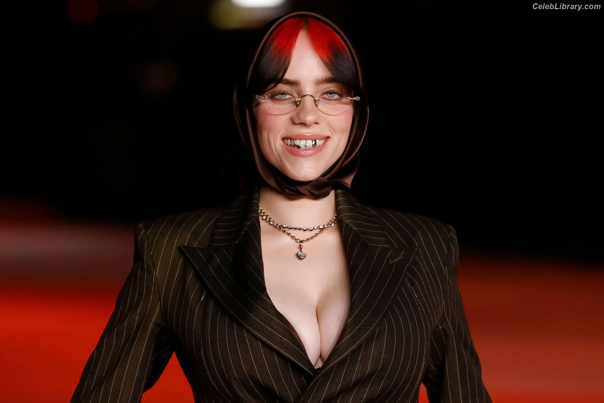 Billie Eilish photo 7 of 1845