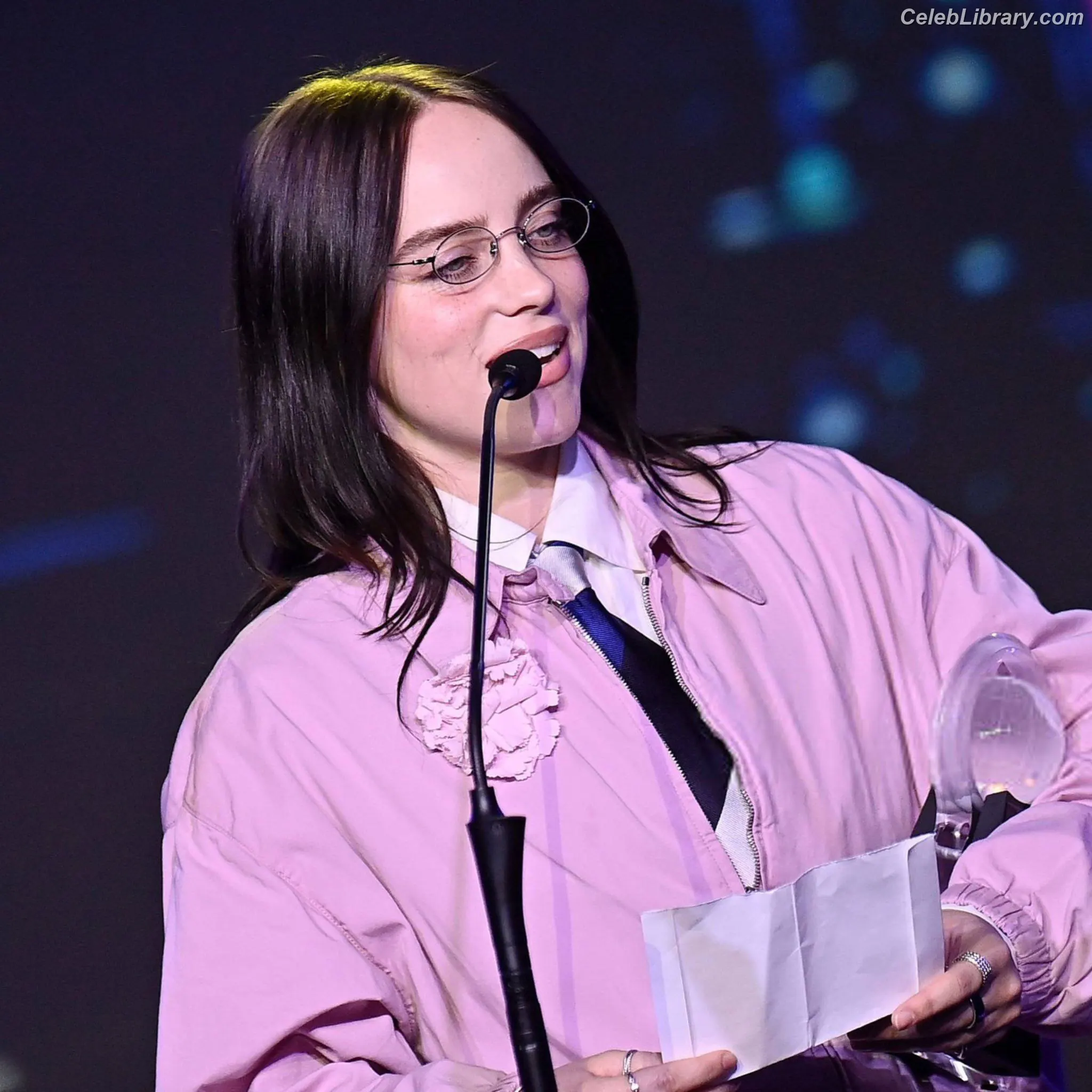 Billie Eilish photo 19 of 1845