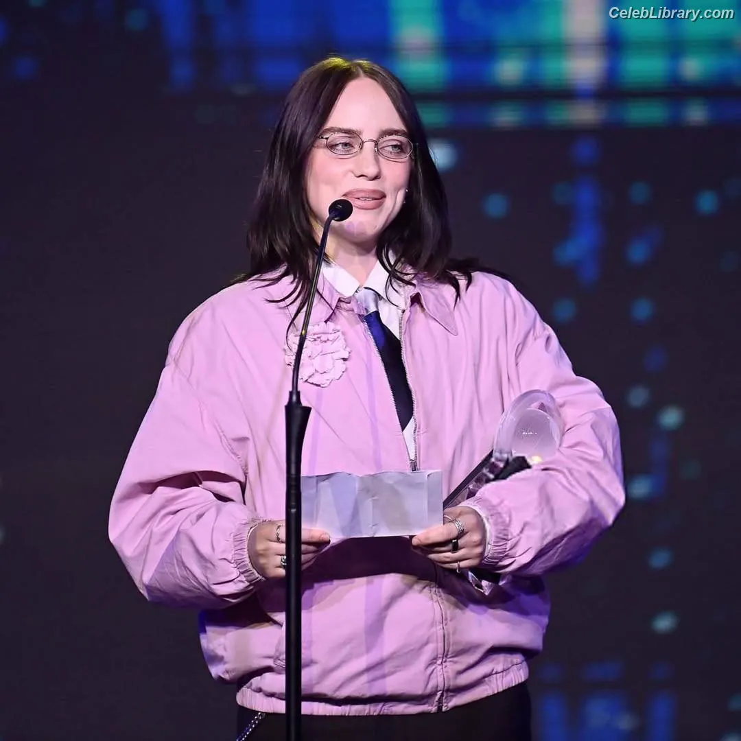 Billie Eilish photo 5 of 1845