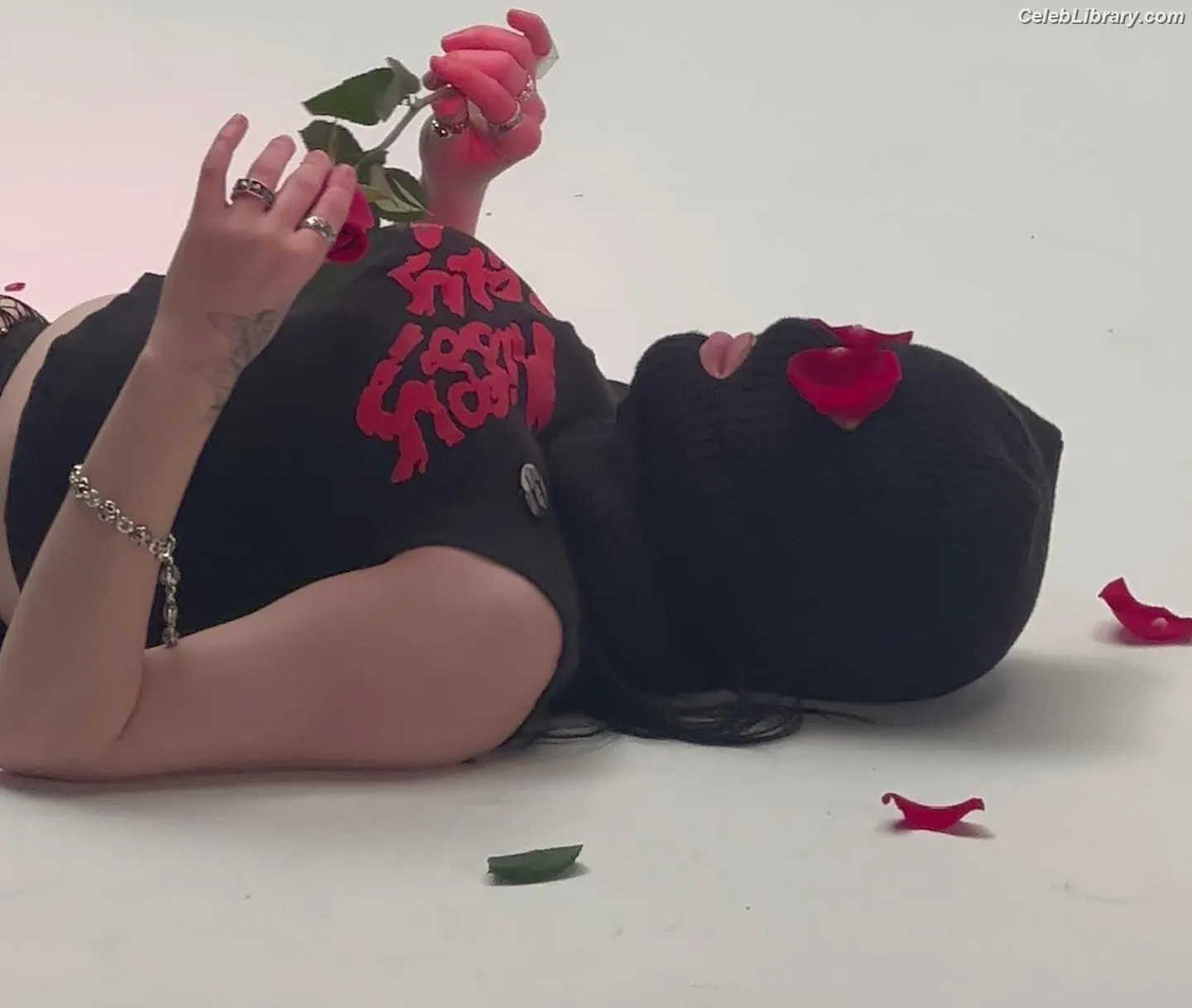 Billie Eilish photo 10 of 1845