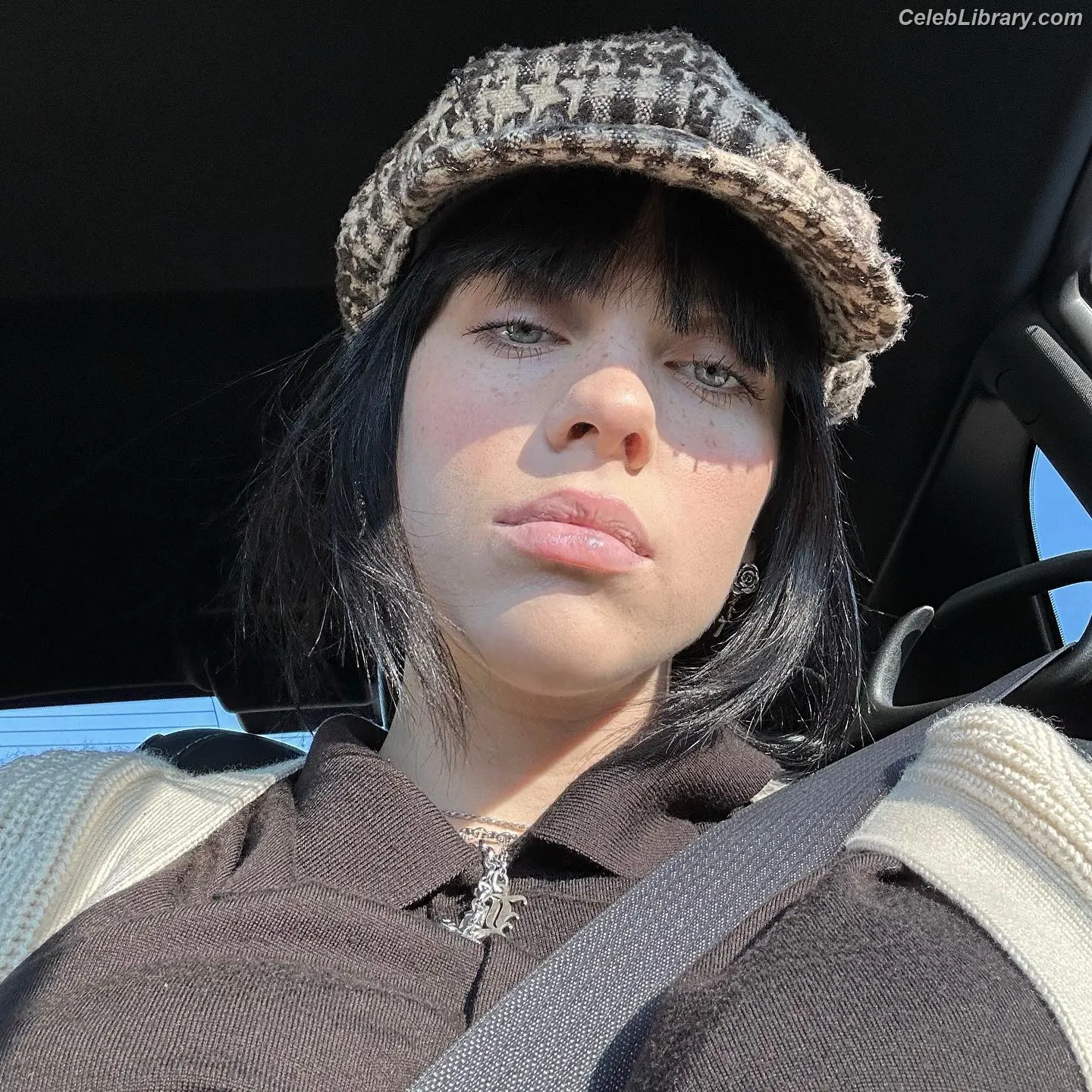 Billie Eilish photo 9 of 1845