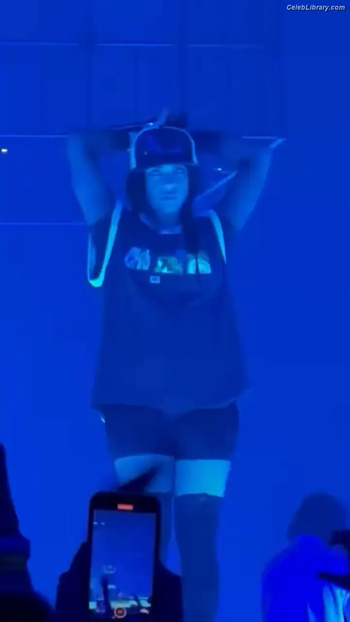 Billie Eilish photo 6 of 1845