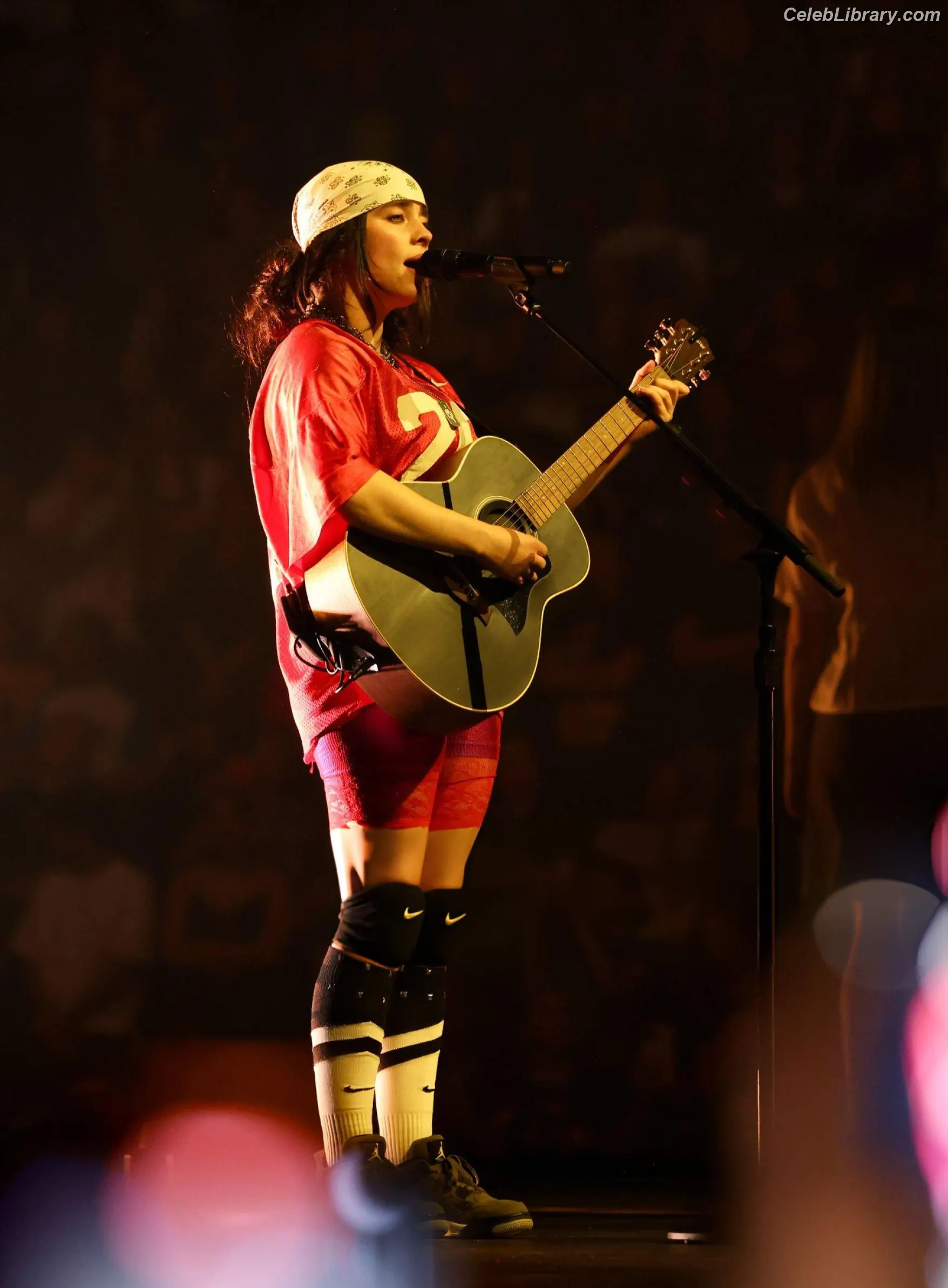 Billie Eilish photo 7 of 1845
