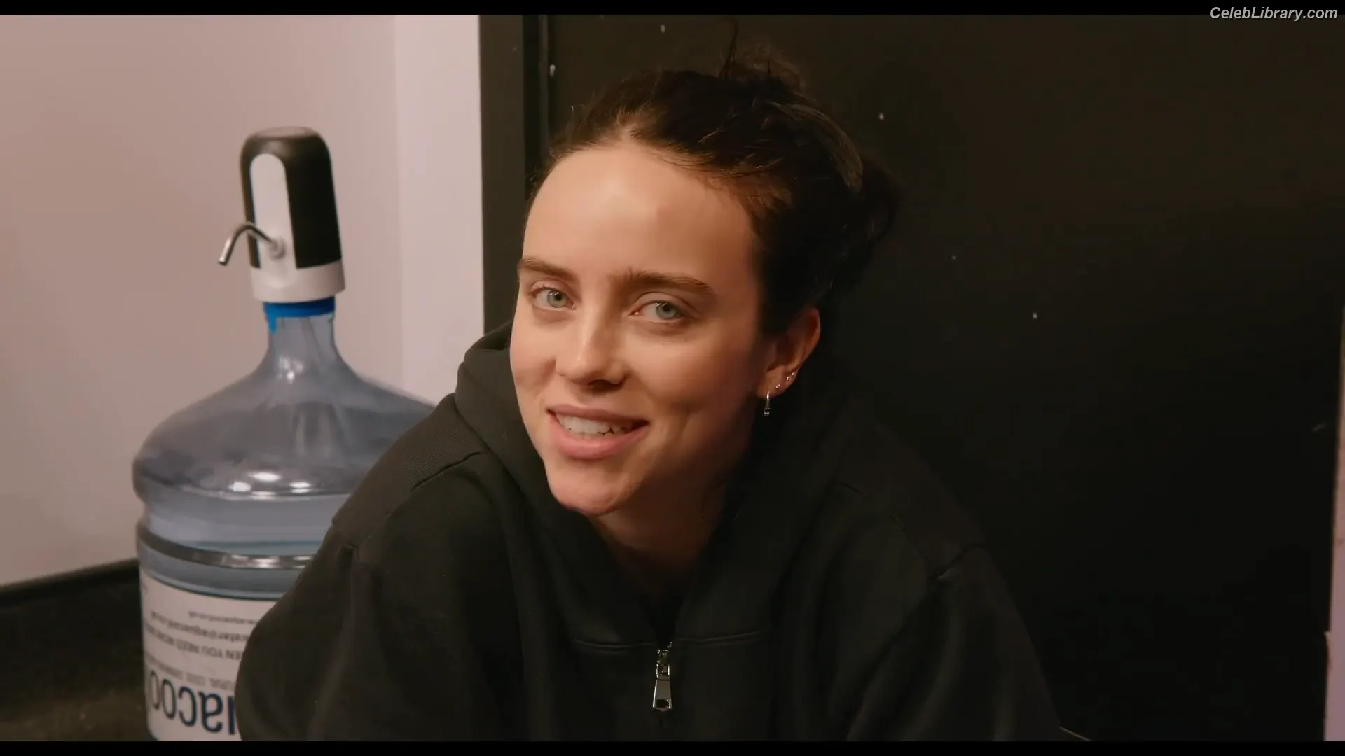 Billie Eilish photo 5 of 1845