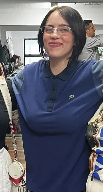 Billie Eilish photo 3 of 1845