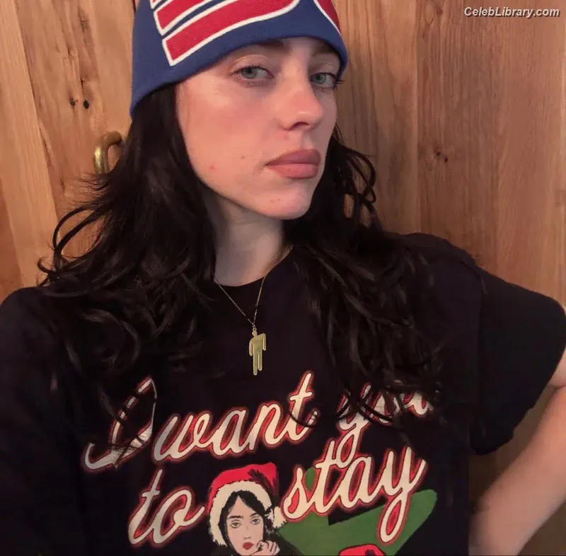 Billie Eilish photo 2 of 1845