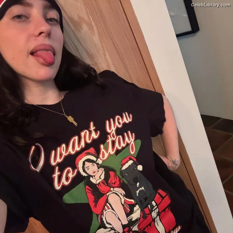 Billie Eilish photo 4 of 1845