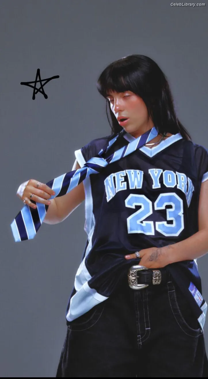 Billie Eilish photo 23 of 1845