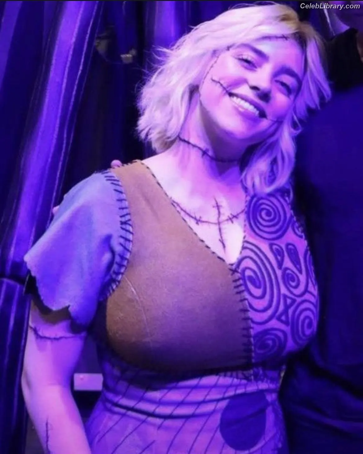 Billie Eilish photo 4 of 1845