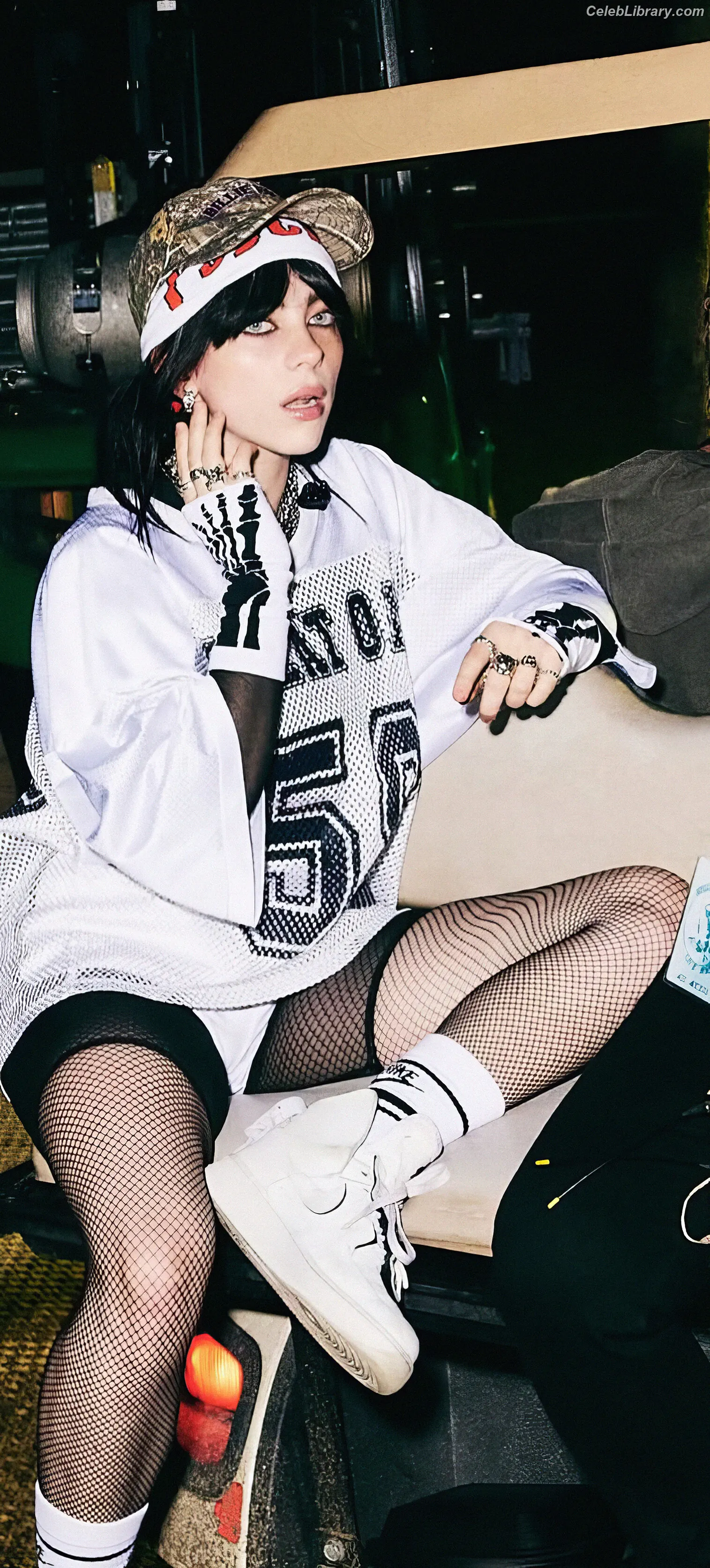 Billie Eilish photo 21 of 1845