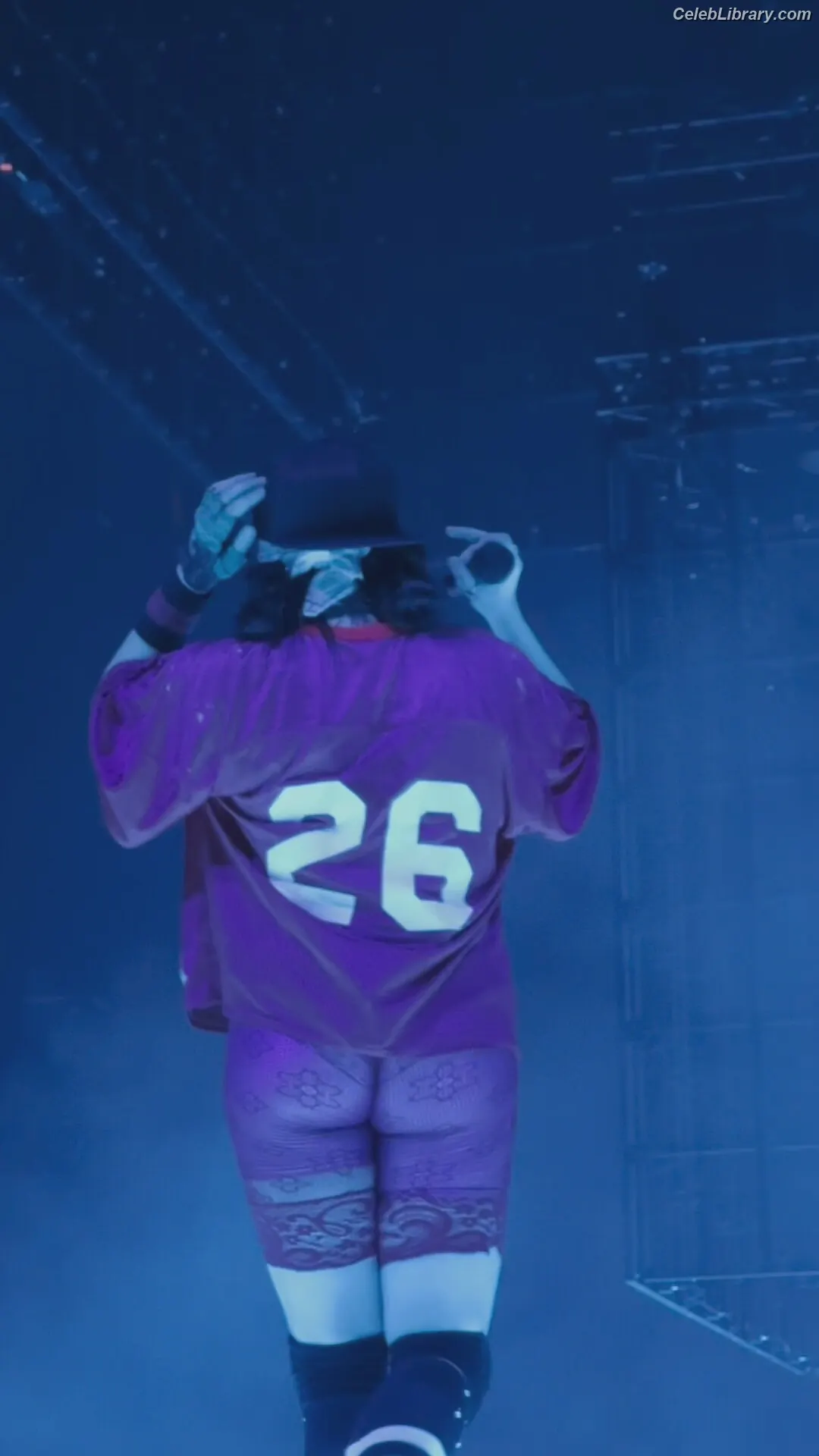 Billie Eilish photo 4 of 1845