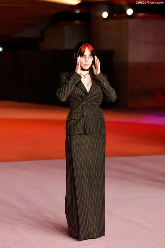 Billie Eilish photo 5 of 1846