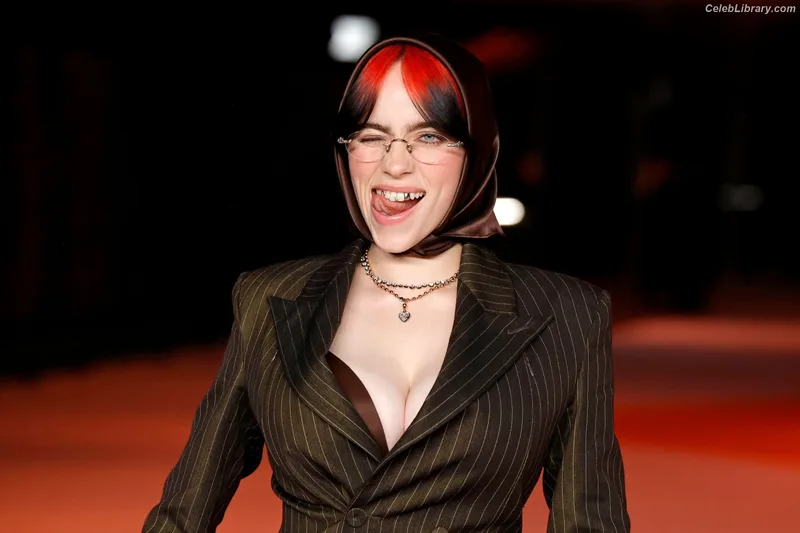 Billie Eilish photo 11 of 1846