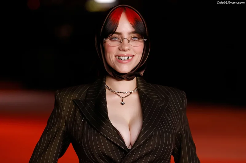 Billie Eilish photo 7 of 1846