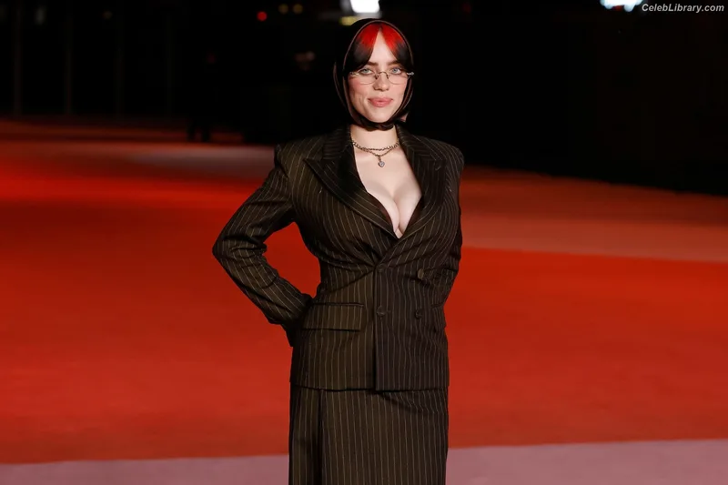Billie Eilish photo 10 of 1846