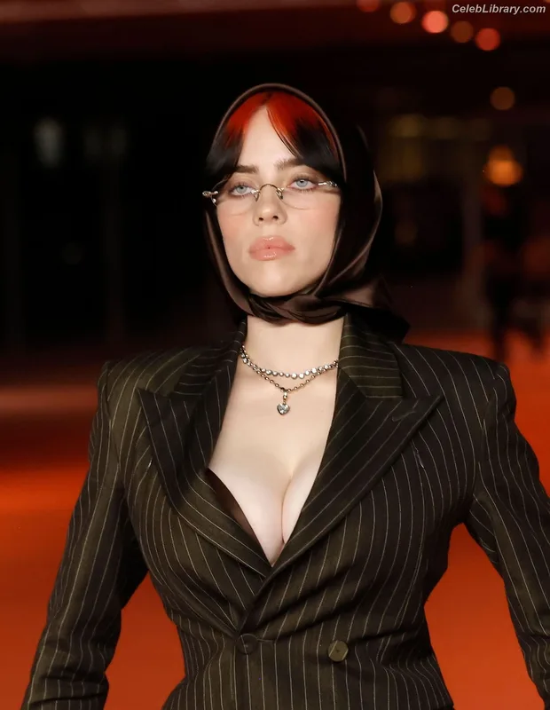 Billie Eilish photo 15 of 1846