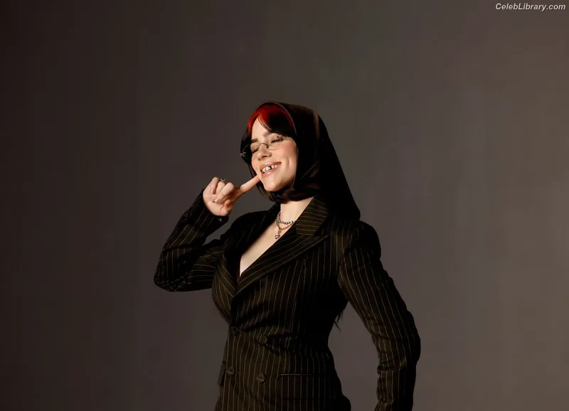 Billie Eilish photo 16 of 1846