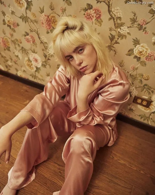 Billie Eilish photo 19 of 1846