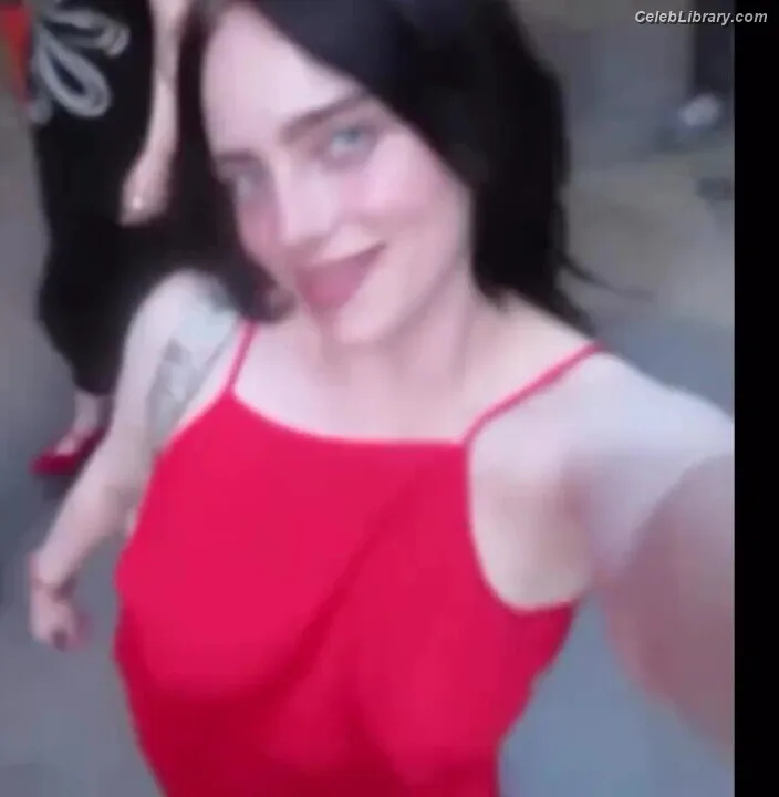 Billie Eilish photo 20 of 1846