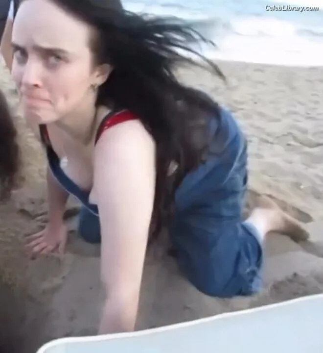 Billie Eilish photo 13 of 1846
