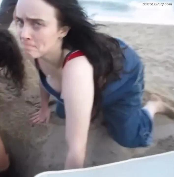 Billie Eilish photo 14 of 1846