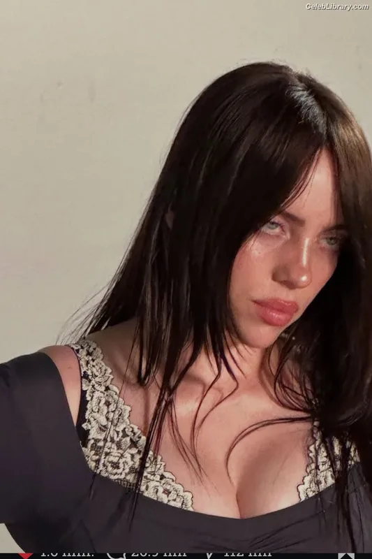 Billie Eilish photo 18 of 1846