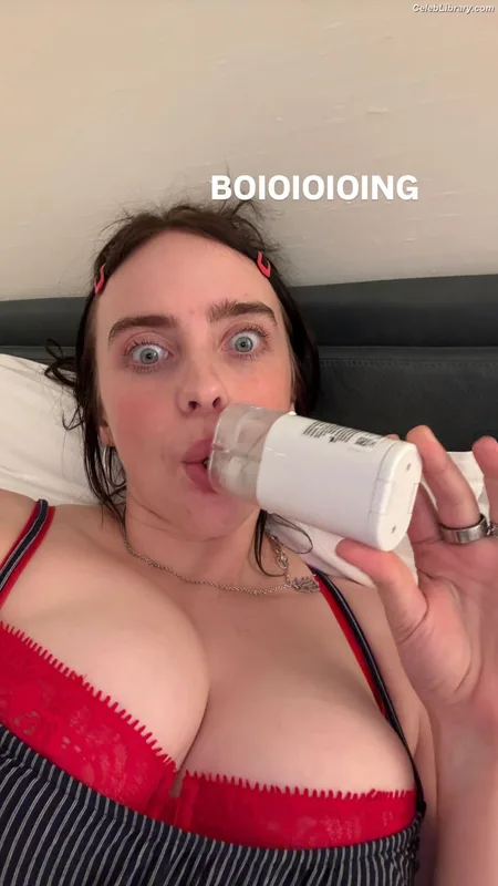 Billie Eilish photo 20 of 1846