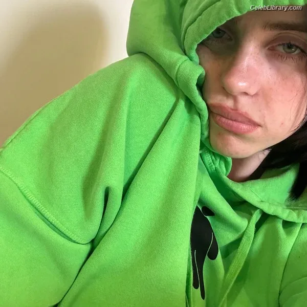 Billie Eilish photo 11 of 1846