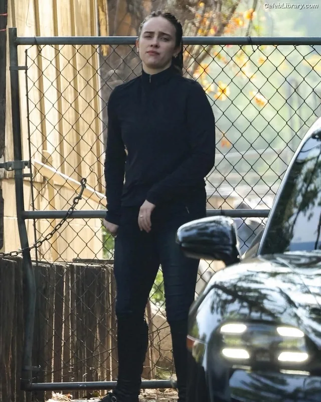 Billie Eilish photo 3 of 1846