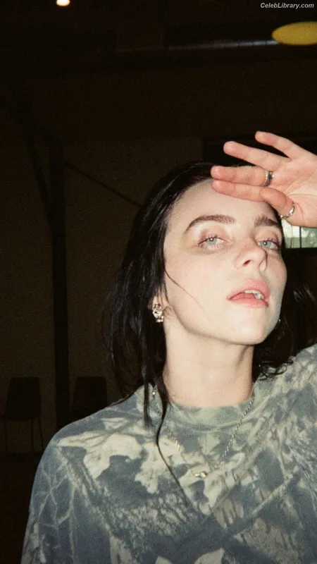 Billie Eilish photo 21 of 1846