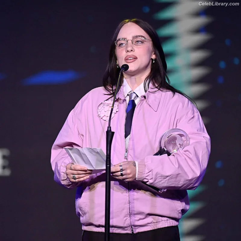 Billie Eilish photo 22 of 1846