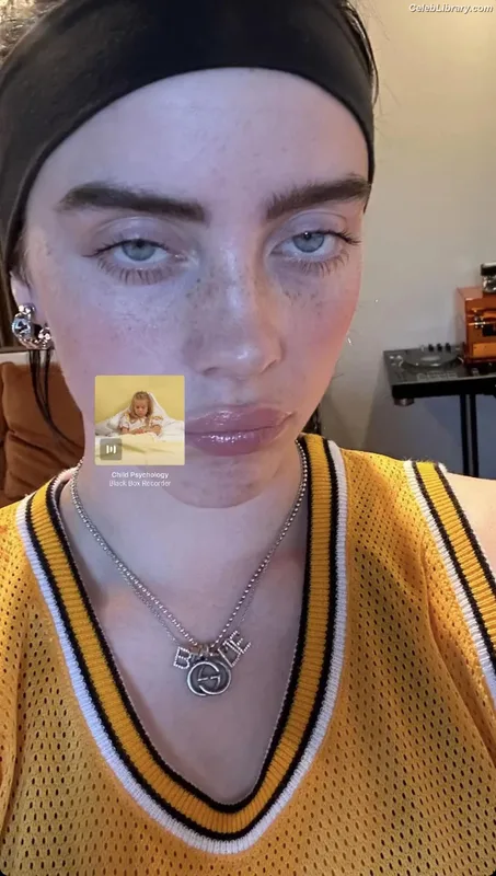 Billie Eilish photo 2 of 1846