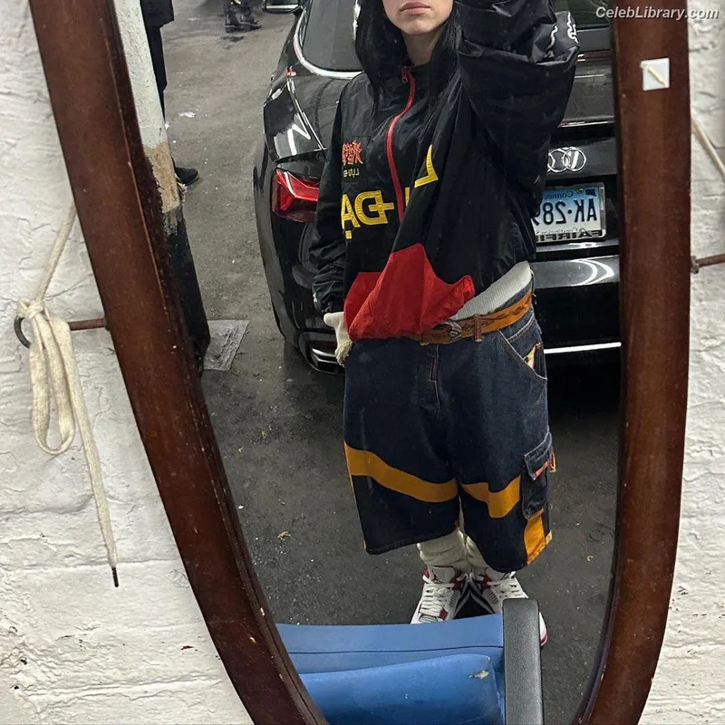 Billie Eilish photo 5 of 1846