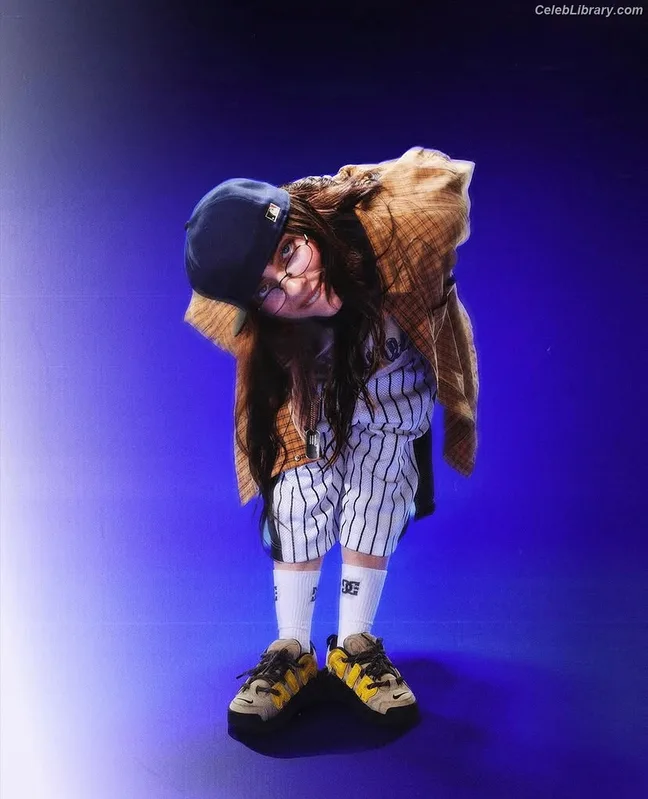 Billie Eilish photo 8 of 1846