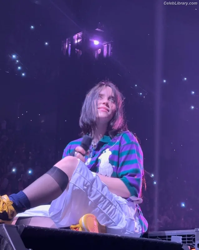Billie Eilish photo 24 of 1846