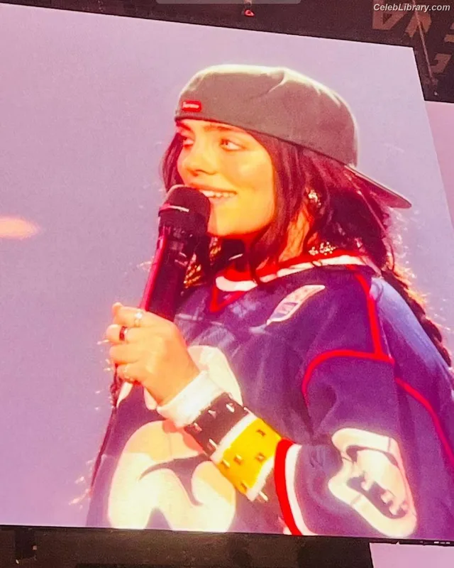 Billie Eilish photo 5 of 1846